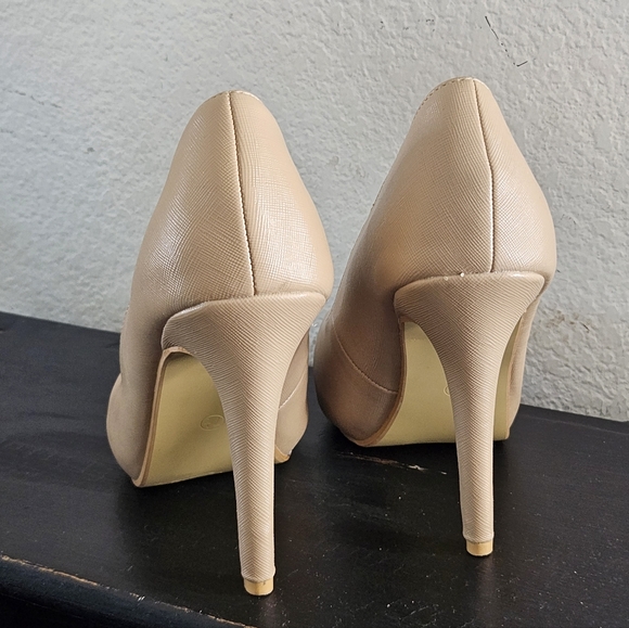 Bella Marie Womens Mindy - 1 Beige Almond Toe Classic Pump High Heel Size 7.5 - Picture 4 of 8
